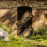 Olederska Zagroda Pracownia Boruja