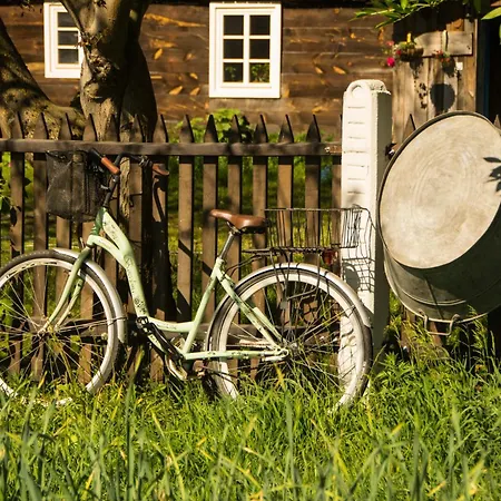 Olederska Zagroda Pracownia Landsted Boruja